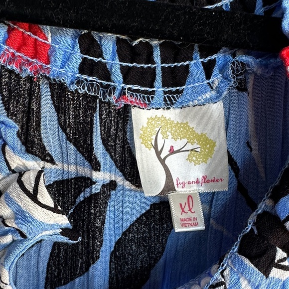 Fig and Flower Blue Multicolor Floral Blouse - Picture 2 of 3